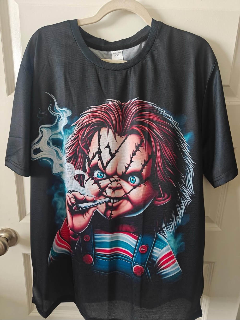 Men’s XXL Black Short-Sleeve Graphic Tee with Red-Detail Chucky Artwork